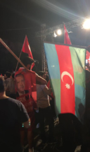 Güney Azərbaycan bayrağı ـ İstanbul